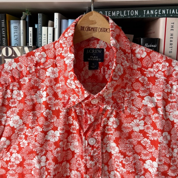 J. Crew | S | Slim S/S Button Down Shirt - Picture 2 of 9